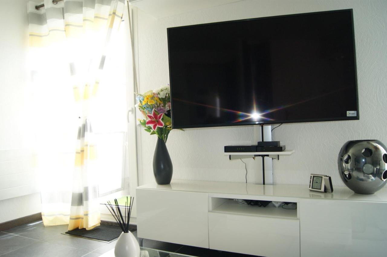 شقة Victoria-T2-41M2-Balcon, Wifi, Linge, Produits, Menage Inclus رانس المظهر الخارجي الصورة
