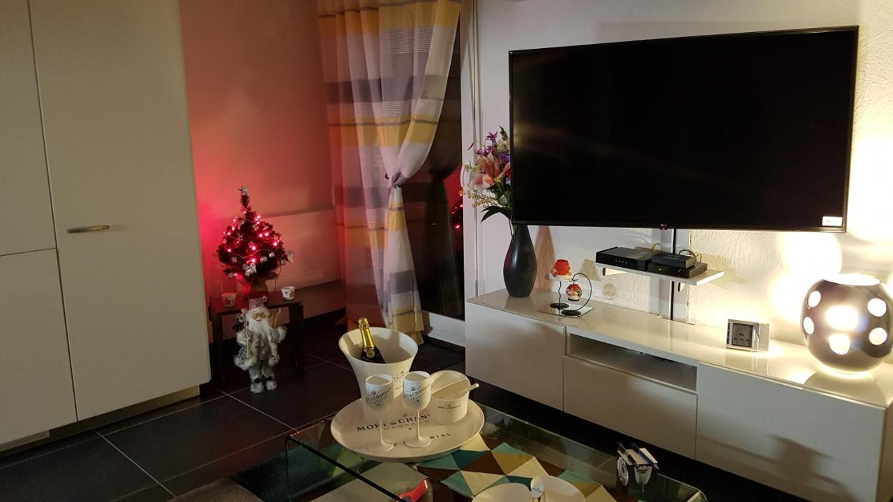 شقة Victoria-T2-41M2-Balcon, Wifi, Linge, Produits, Menage Inclus رانس المظهر الخارجي الصورة